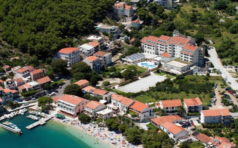 דרבניק Hotel Quercus מראה חיצוני תמונה