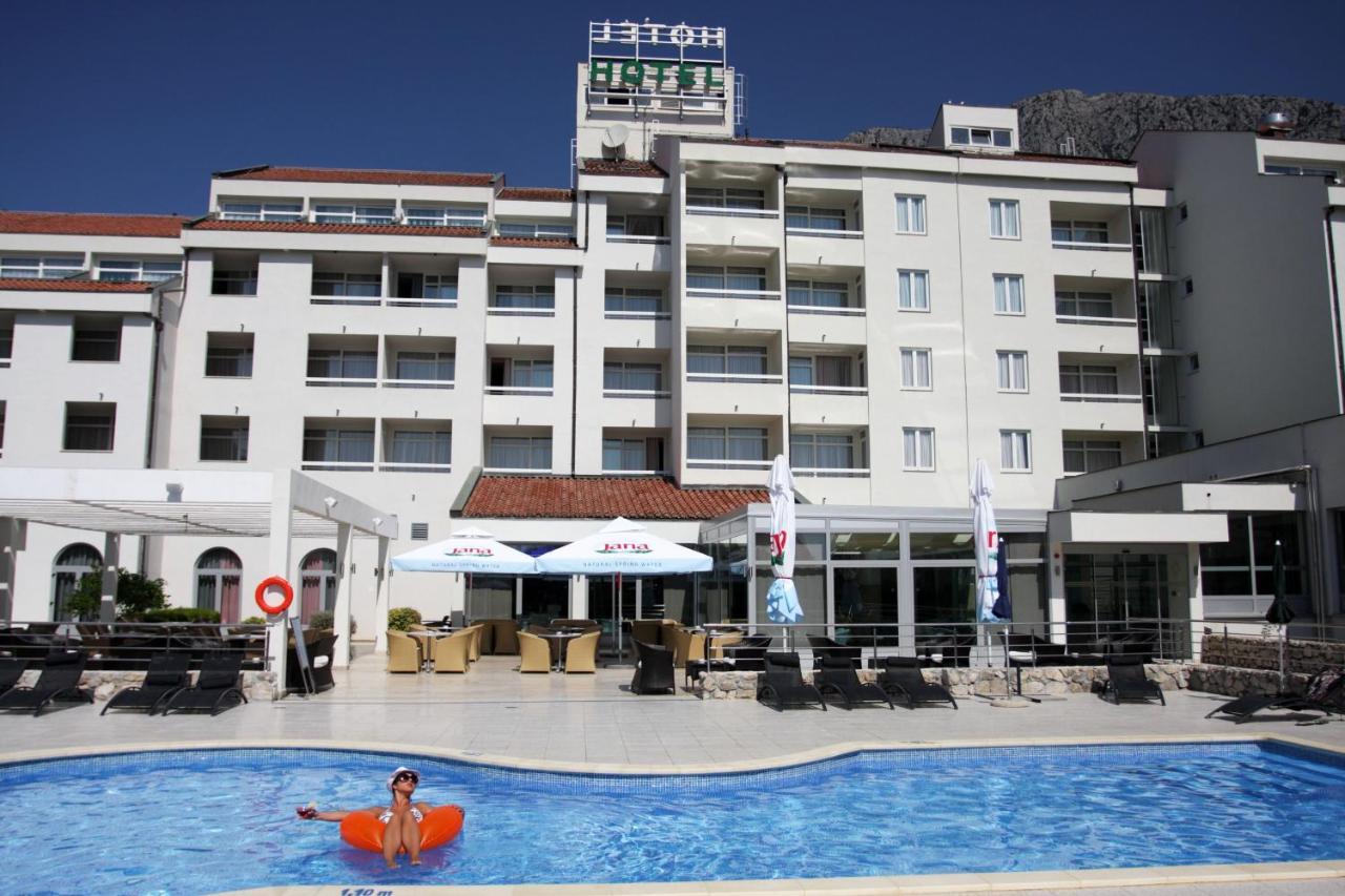 דרבניק Hotel Quercus מראה חיצוני תמונה