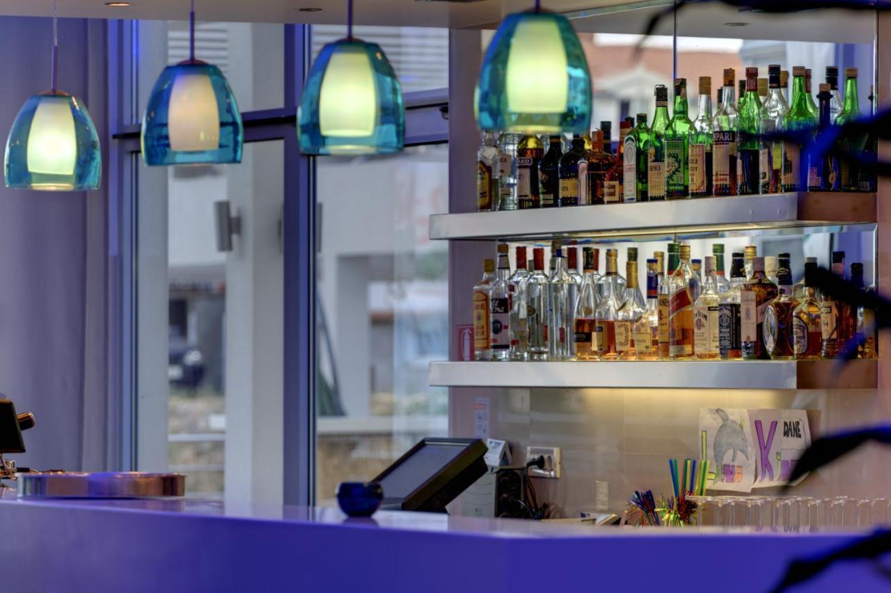דרבניק Hotel Quercus מראה חיצוני תמונה
