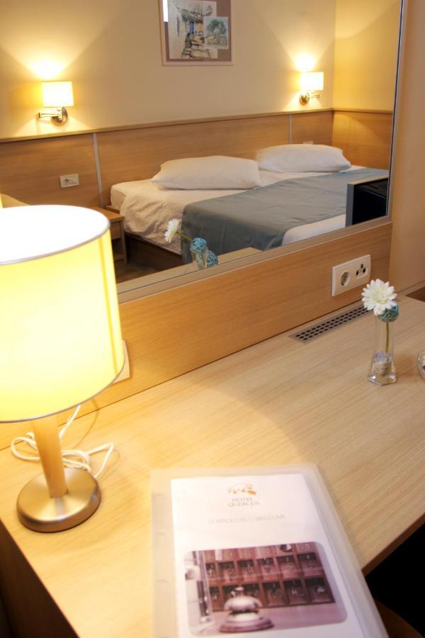 דרבניק Hotel Quercus מראה חיצוני תמונה