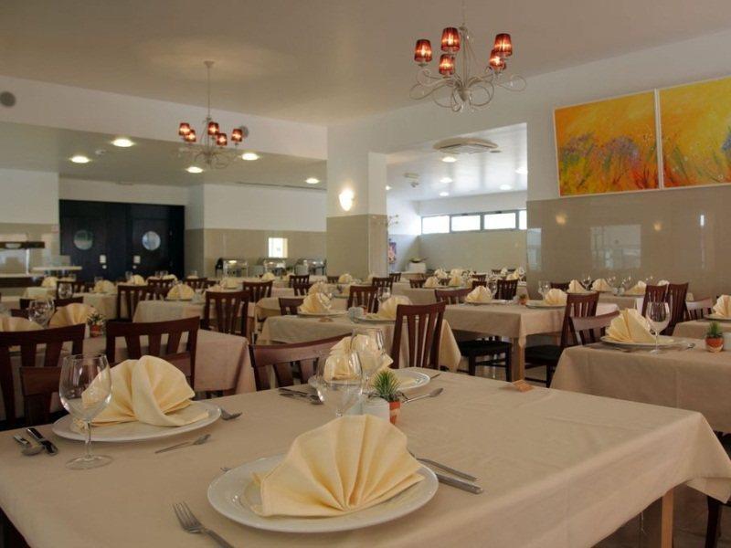 דרבניק Hotel Quercus מראה חיצוני תמונה