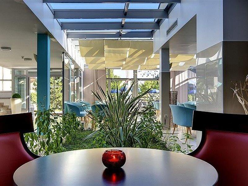 דרבניק Hotel Quercus מראה חיצוני תמונה